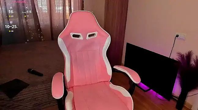 Snapshot of Jane_Paws chatting on March 2025 06:30:01 AM Jane Paws online show from March 2025 06:30:01 AM