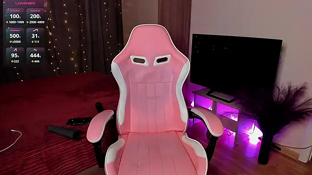 Snapshot of Jane_Paws chatting on November 2025 02:21:02 AM Jane Paws online show from November 2025 02:21:02 AM