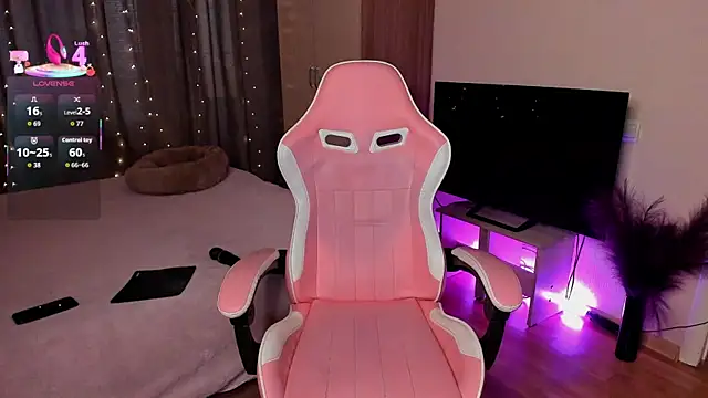 Snapshot of Jane_Paws chatting on December 2025 03:00:02 AM Jane Paws online show from December 2025 03:00:02 AM