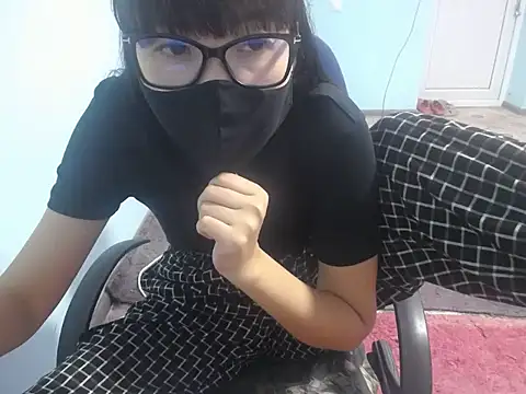 elllaaxx online show from May 2026 05:15:01 AM
