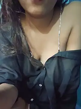 Snapshot of sexyindi_couple chatting on July 2026 07:47:01 AM sexyindi couple online show from July 2026 07:47:01 AM