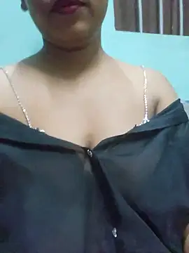 Snapshot of sexyindi_couple chatting on July 2026 03:08:02 PM sexyindi couple online show from July 2026 03:08:02 PM