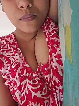 Snapshot of sexyindi_couple chatting on July 2026 09:47:02 AM sexyindi couple online show from July 2026 09:47:02 AM