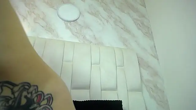 Naughty Kittenm online show from February 2025 04:46:01 PM