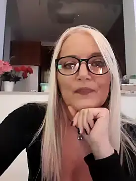 Snapshot of kikkastar chatting on January 2025 08:24:01 PM kikkastar online show from January 2025 08:24:01 PM