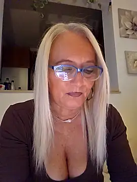 Snapshot of kikkastar chatting on September 2025 08:08:02 PM kikkastar online show from September 2025 08:08:02 PM