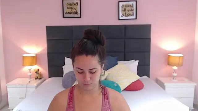 Snapshot of MadisonJenner chatting on January 2025 11:34:02 AM MadisonJenner online show from January 2025 11:34:02 AM