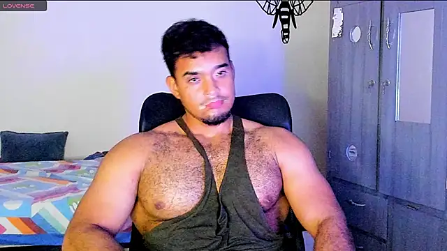 Big furry bear13 online show from January 2025 09:17:01 AM