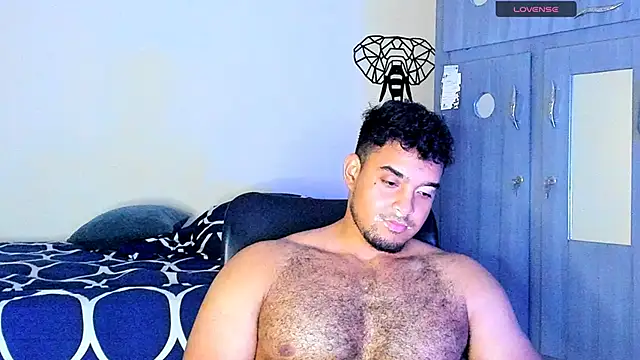 Big furry bear13 online show from March 2025 06:41:02 AM