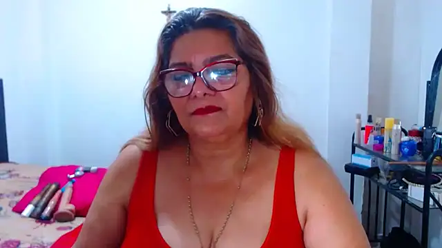 maturehot649 online show from February 2026 02:04:01 AM