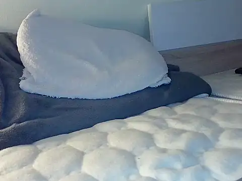 Snapshot of Hunter1523 chatting on February 2026 09:30:02 PM Hunter1523 online show from February 2026 09:30:02 PM