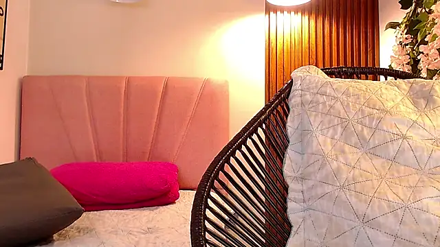 angela santana  online show from January 2025 09:26:01 PM