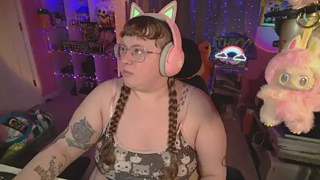 FatVeronica online show from February 2026 02:09:02 PM