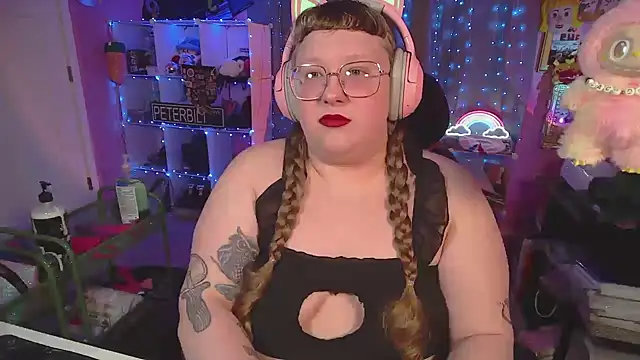 FatVeronica online show from March 2026 11:38:01 AM