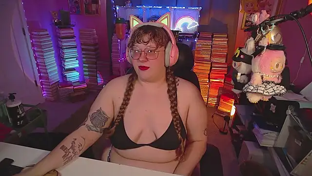 FatVeronica online show from July 2026 05:17:02 PM