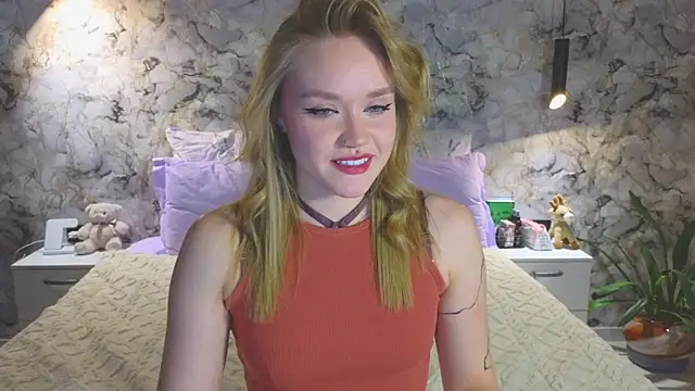 Snapshot of Aurora_Golden1 chatting on November 2025 05:04:02 PM Aurora Golden1 online show from November 2025 05:04:02 PM