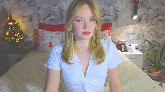 Aurora Golden1 online show from December 2025 04:46:02 PM