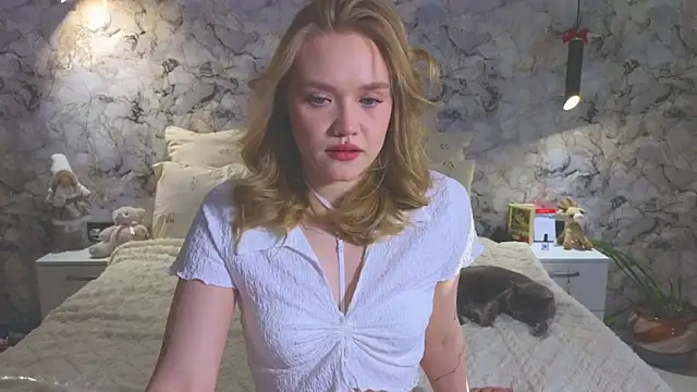 Aurora Golden1 online show from April 2026 01:06:02 AM