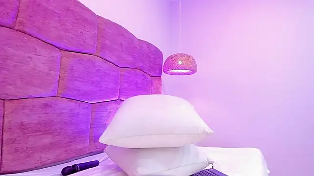 lia ass  online show from September 2025 09:41:02 PM