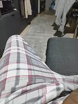 ertance40 online show from December 2025 05:03:02 AM