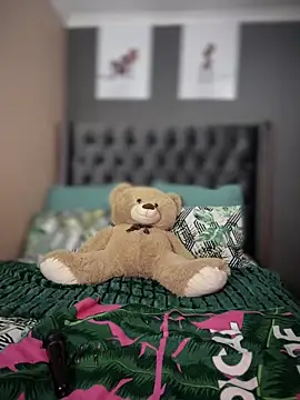 Candy-Heart online show from March 2025 06:22:01 AM