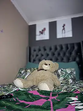 Candy-Heart online show from January 2026 02:09:02 PM