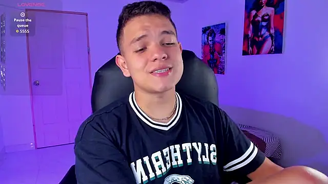 Snapshot of Dunkan_Kravitz chatting on February 2026 03:05:02 AM Dunkan Kravitz online show from February 2026 03:05:02 AM