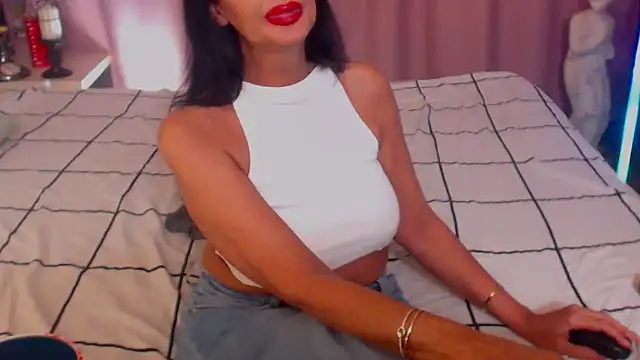 shannon4u online show from February 2025 07:00:02 AM