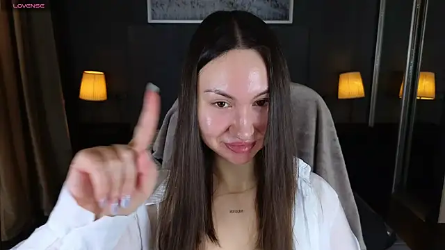 Snapshot of GIGI_BENNET chatting on February 2025 05:42:02 AM GIGI BENNET online show from February 2025 05:42:02 AM