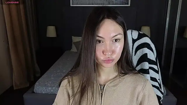 Snapshot of GIGI_BENNET chatting on March 2025 05:06:02 AM GIGI BENNET online show from March 2025 05:06:02 AM