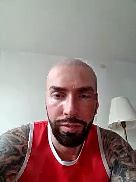 Snapshot of AronGrant chatting on March 2025 03:29:01 PM AronGrant online show from March 2025 03:29:01 PM