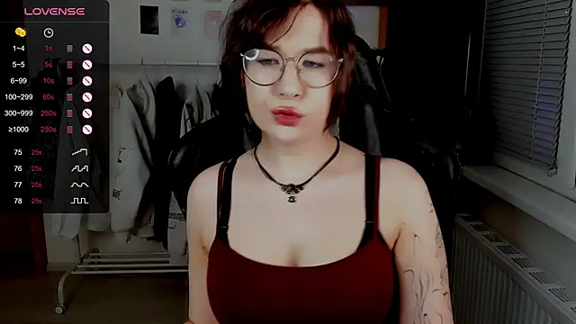 MyNameIsLilith online show from April 2026 06:05:02 PM