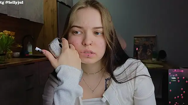 doll lol  online show from March 2025 04:21:02 AM