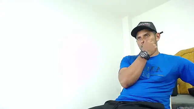 Chris Dick23 online show from May 2026 04:09:01 AM