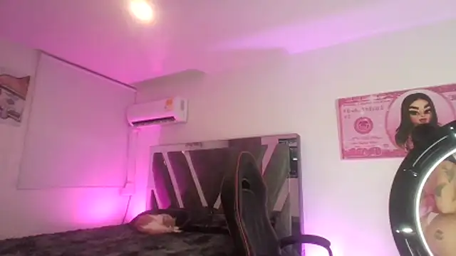 Caramelo Exotic online show from March 2026 02:50:01 AM