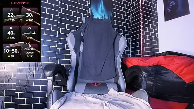 Lil Curved online show from December 2025 11:26:02 AM