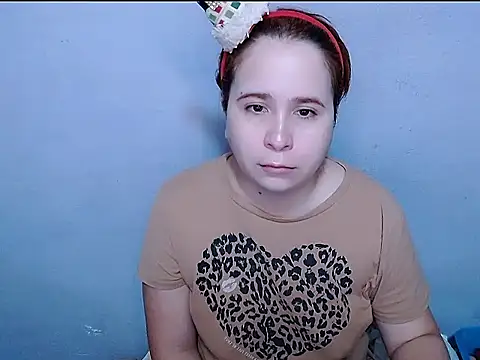 SubLayla01 online show from April 2026 11:48:01 AM