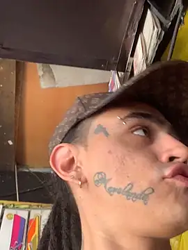 Snapshot of JovenDesobediente chatting on September 2025 07:35:01 PM JovenDesobediente online show from September 2025 07:35:01 PM