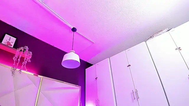 April bowie online show from March 2026 11:58:02 AM