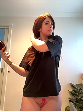 aus queen online show from November 2025 12:02:01 AM