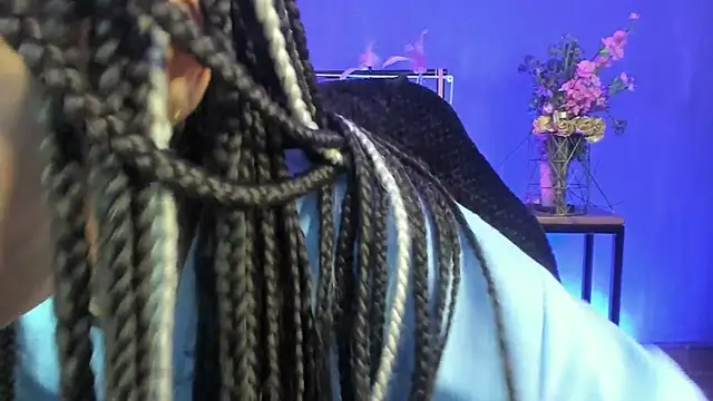 Hellen dumont online show from February 2025 02:50:02 AM