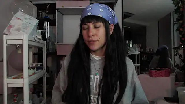 Hellen dumont online show from March 2026 12:25:01 AM