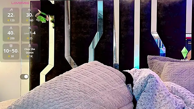 Snapshot of honey_skin chatting on November 2025 04:07:02 PM honey skin online show from November 2025 04:07:02 PM