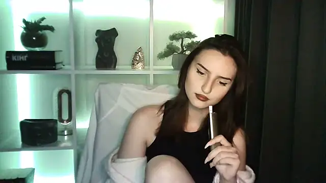 X Alisa online show from June 2026 06:24:02 PM