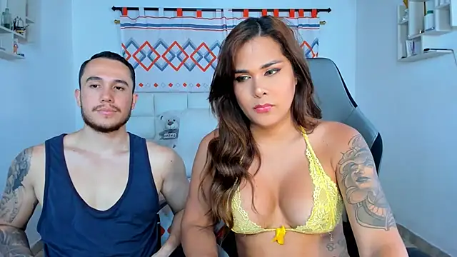 xxx sweet couple  online show from December 2024 08:26:02 PM