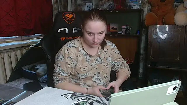 ElenaMaeer online show from December 2024 11:52:02 AM