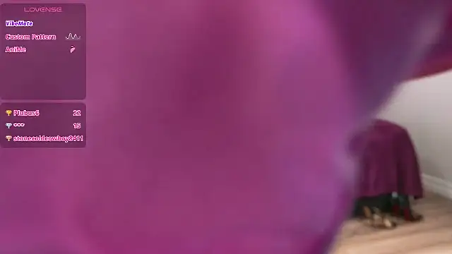 BaditaLuna online show from September 2025 10:55:02 PM