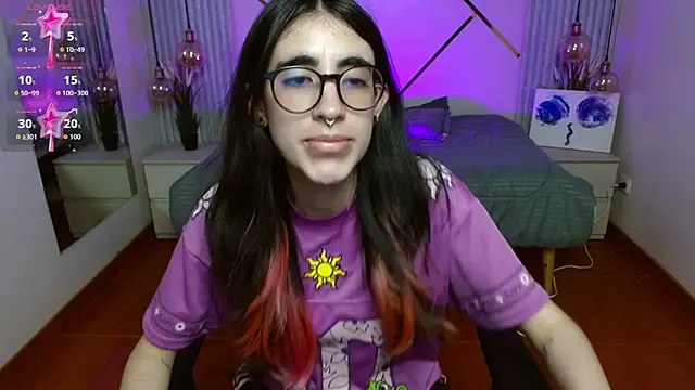 Snapshot of LenaRoses chatting on February 2026 08:21:01 PM LenaRoses online show from February 2026 08:21:01 PM