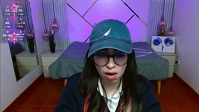 Snapshot of LenaRoses chatting on April 2026 08:31:01 PM LenaRoses online show from April 2026 08:31:01 PM