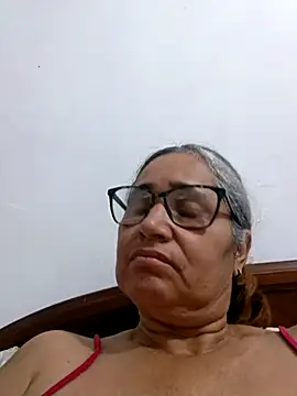 Snapshot of _candi chatting on March 2026 11:03:01 AM candi online show from March 2026 11:03:01 AM